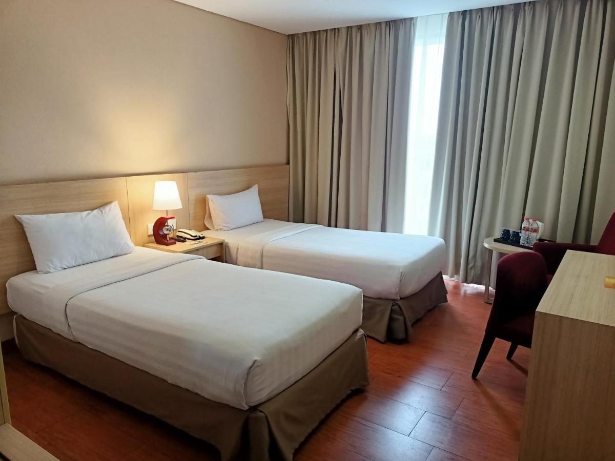 Days Hotel & Suites By Wyndham Jakarta Airport Tangerang Luaran gambar