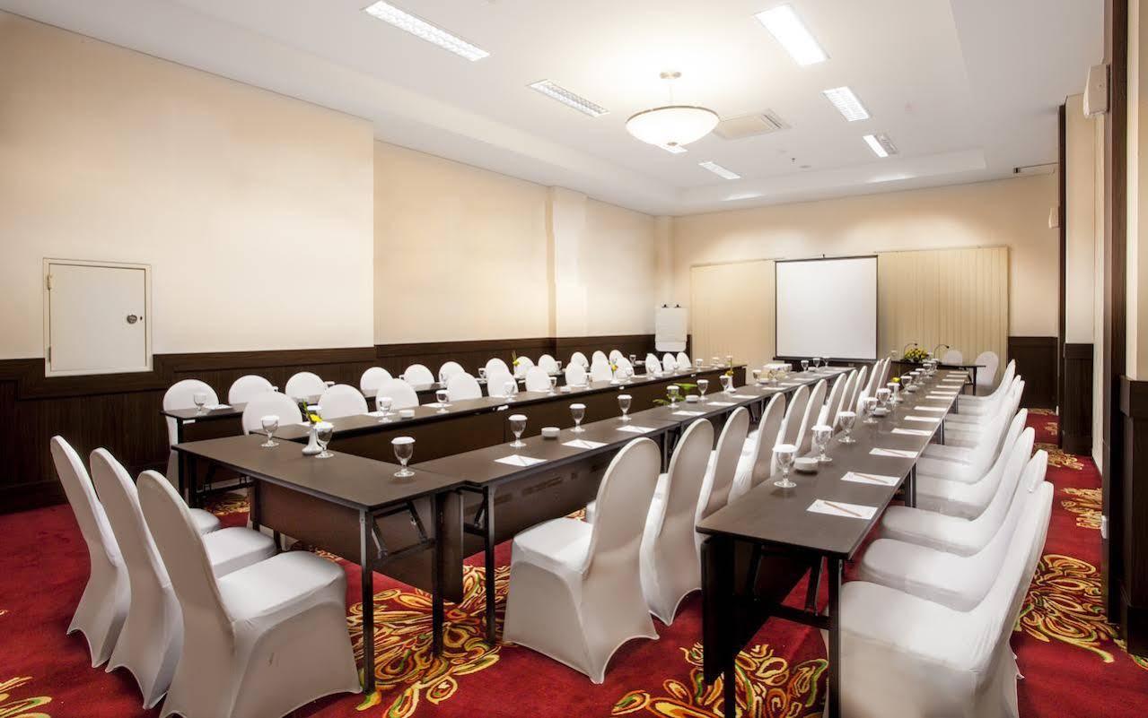 Days Hotel & Suites By Wyndham Jakarta Airport Tangerang Luaran gambar